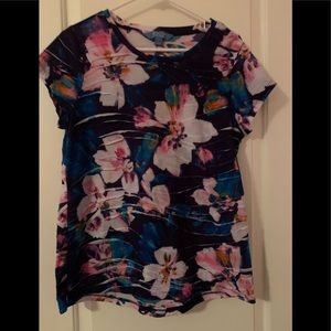 Vera Wang floral,short sleeve shirt, Sz L